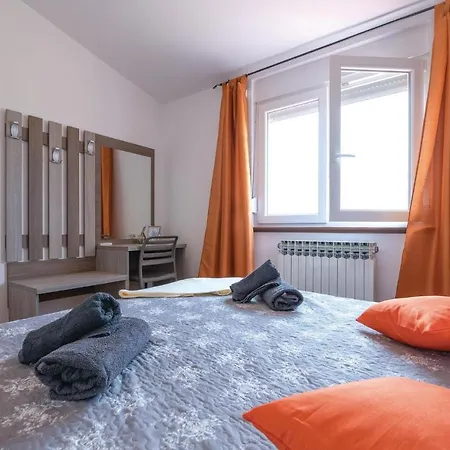 בית נופש Holiday - Holiday With A Fireplace 225 וודניאן